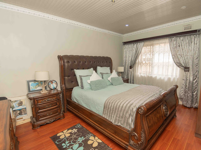 3 Bedroom Property for Sale in Algoa Park Eastern Cape